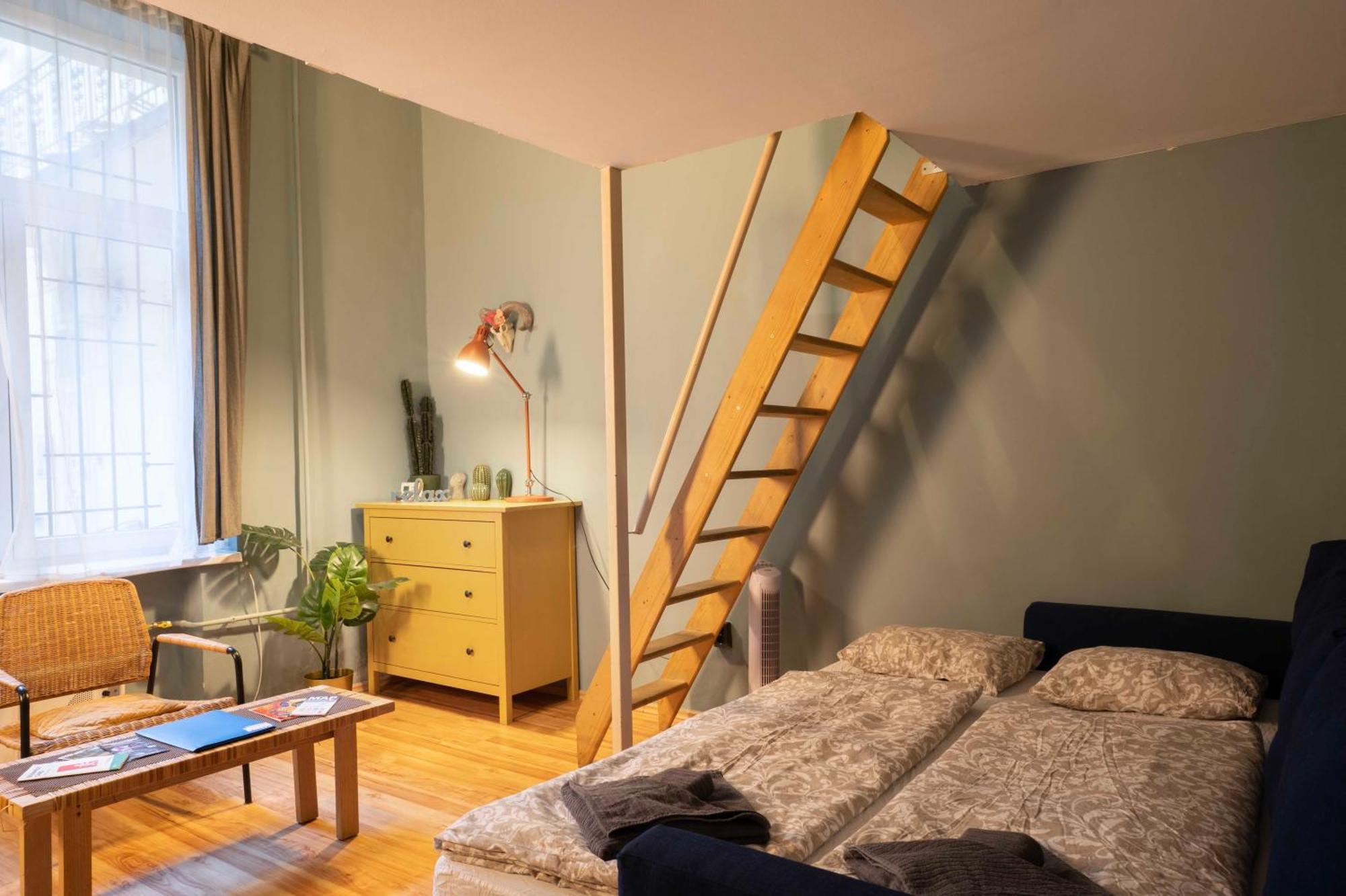 Appartement Lovely In Party Street Ka10 *